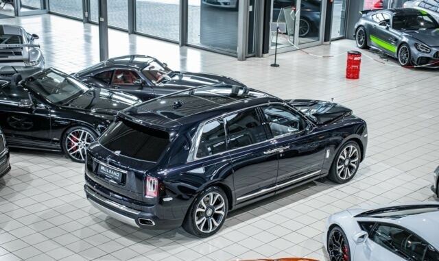 Rolls-Royce Cullinan 6,75 L Biturbo V12, 420kW, A8, 5d.