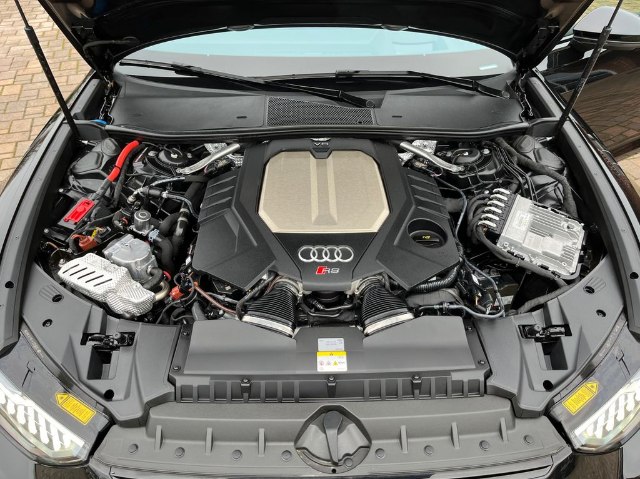 Audi RS6 Avant 4.0 TFSI quattro Tiptronic, 441kW, A8, 5d.