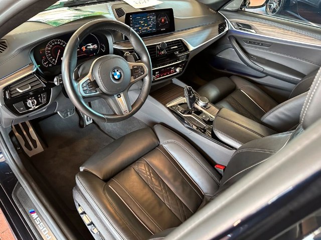 BMW rad 5 M550d xDrive, 294kW, A, 4d.