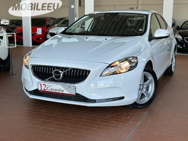 Volvo V40 T2 2WD, 90kW, M6, 5d.