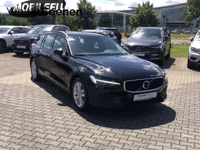 Volvo V60 Momentum D4 2WD, 140kW, A8, 5d.