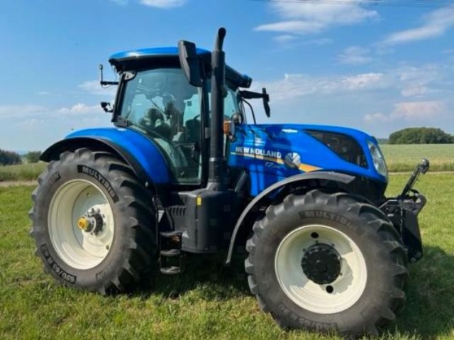 New Holland T Kompaktný traktor, 174kW