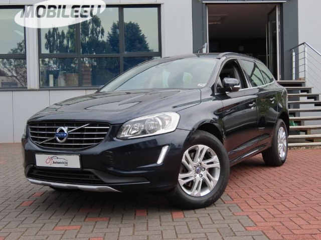 Volvo XC60 Momentum D3 FWD, 110kW, A8, 5d.