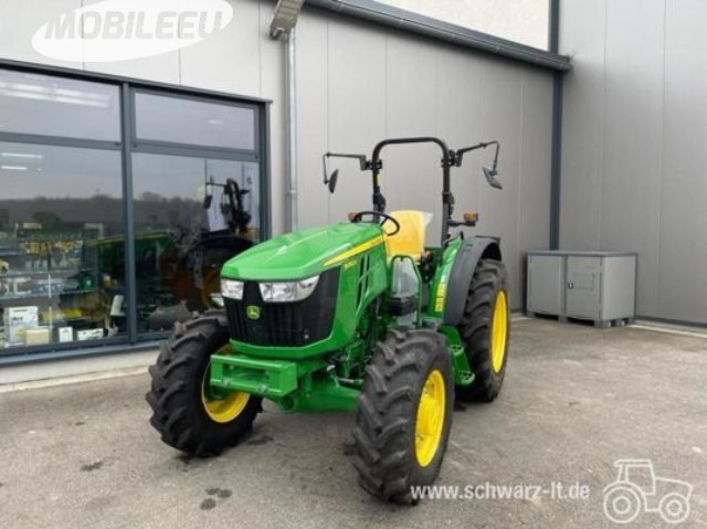John Deere 5050E Kompaktný traktor, 37kW