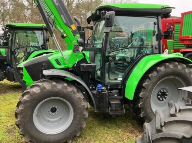 Deutz-Fahr Kompaktný traktor, 75kW
