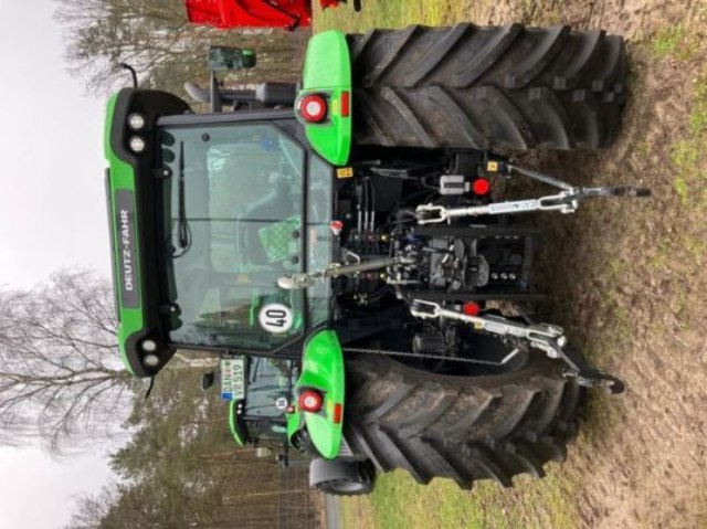 Deutz-Fahr Kompaktný traktor, 75kW