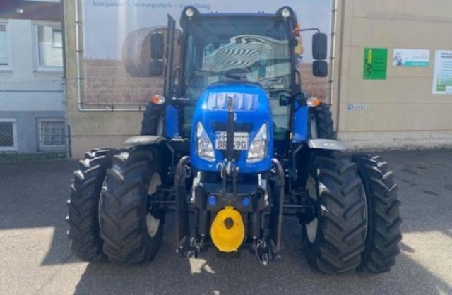 New Holland T Kompaktný traktor, 48kW