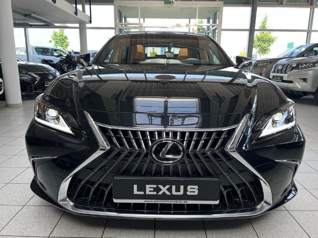 Lexus ES 300h, 160kW, A, 5d.