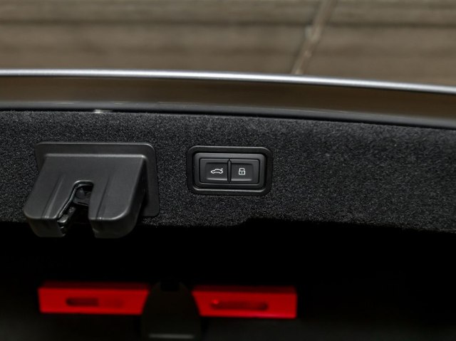 Audi A8 50 TDI quattro Tiptronic, 210kW, A8, 4d.
