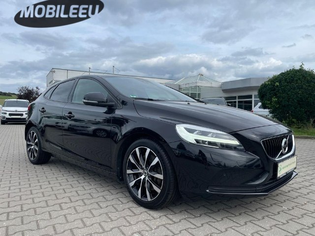 Volvo V40 D3 2WD, 110kW, A6, 5d.