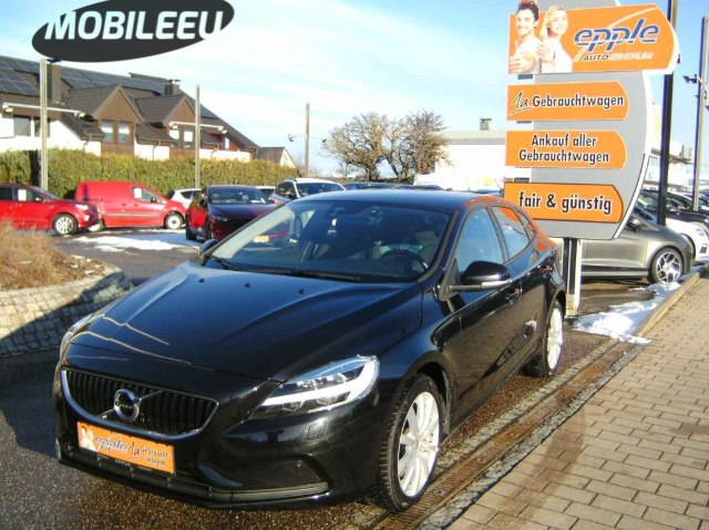 Volvo V40 Momentum T2 2WD, 90kW, M6, 5d.