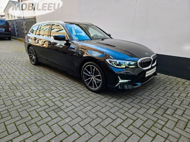 BMW rad 3 Touring Luxury Line 320d, 140kW, A8, 5d.