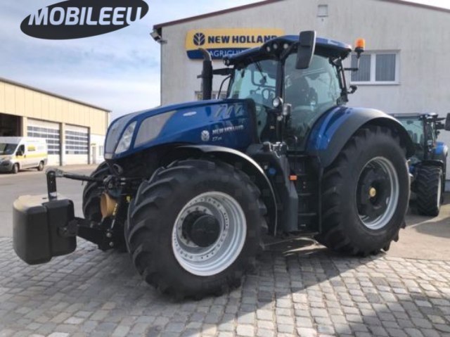 New Holland T Kompaktný traktor, 221kW