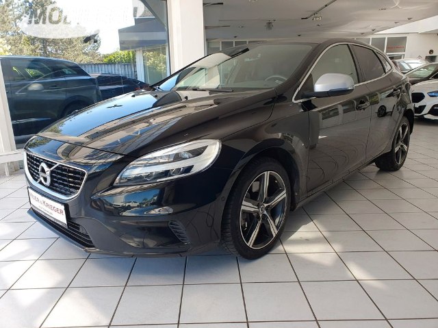 Volvo V40 R-Design D3 2WD, 110kW, A6, 5d.