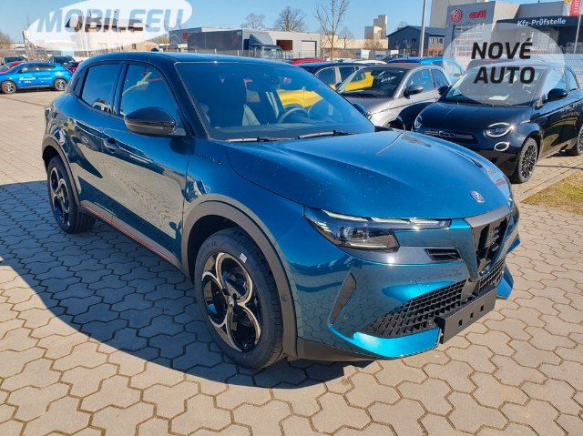 Alfa Romeo Junior Ibrida 1.2 VGT, 100kW, A, 5d.